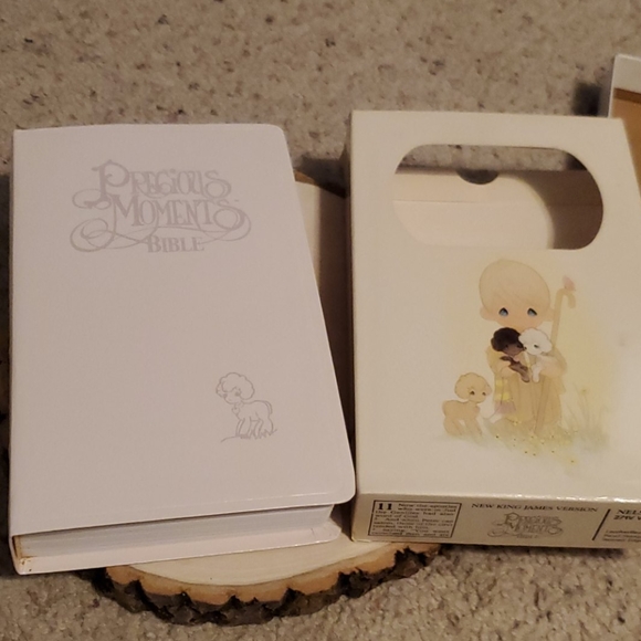 Precious Moments Keepsake Edition Bible 1985